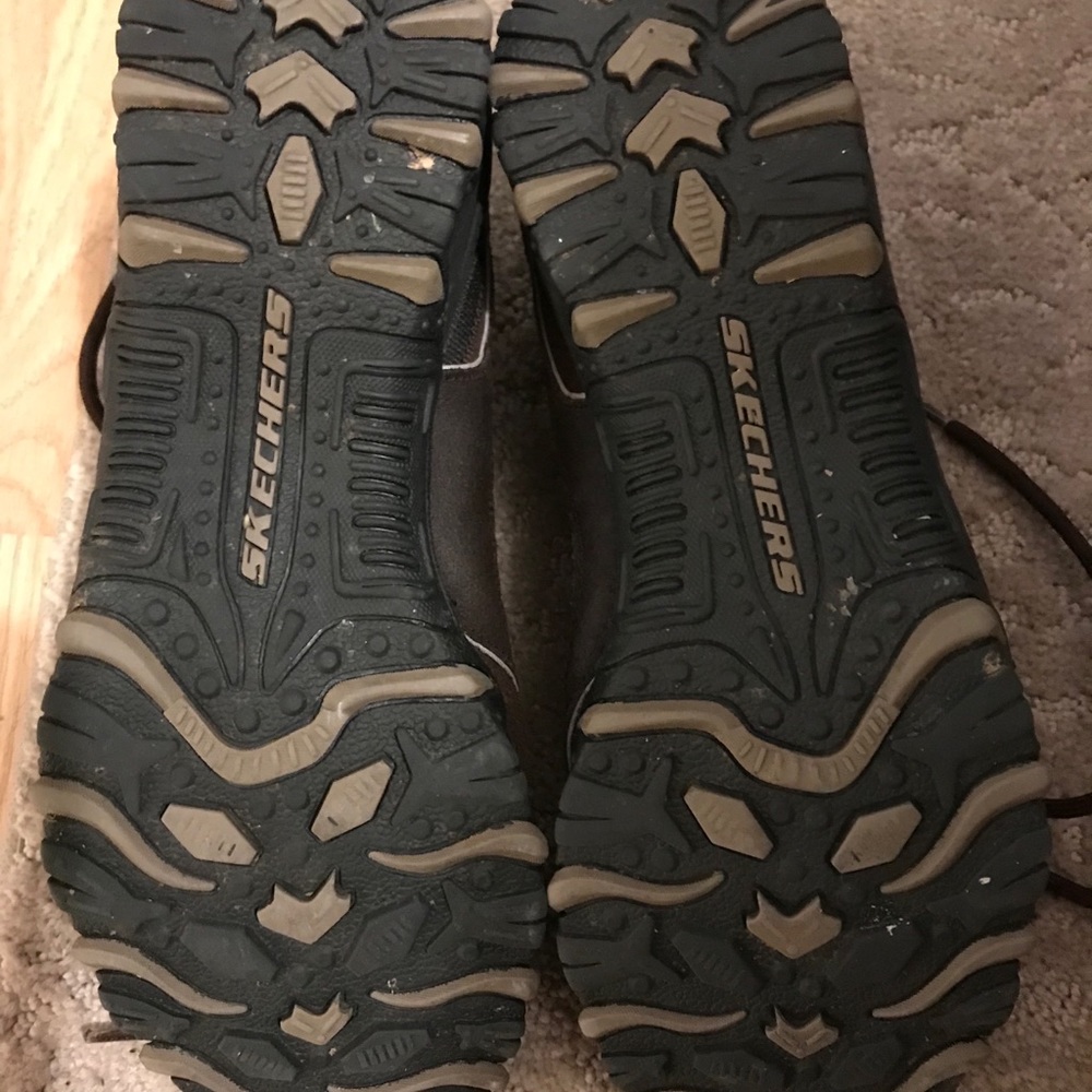 Skechers Shoes - Picture 3 of 5